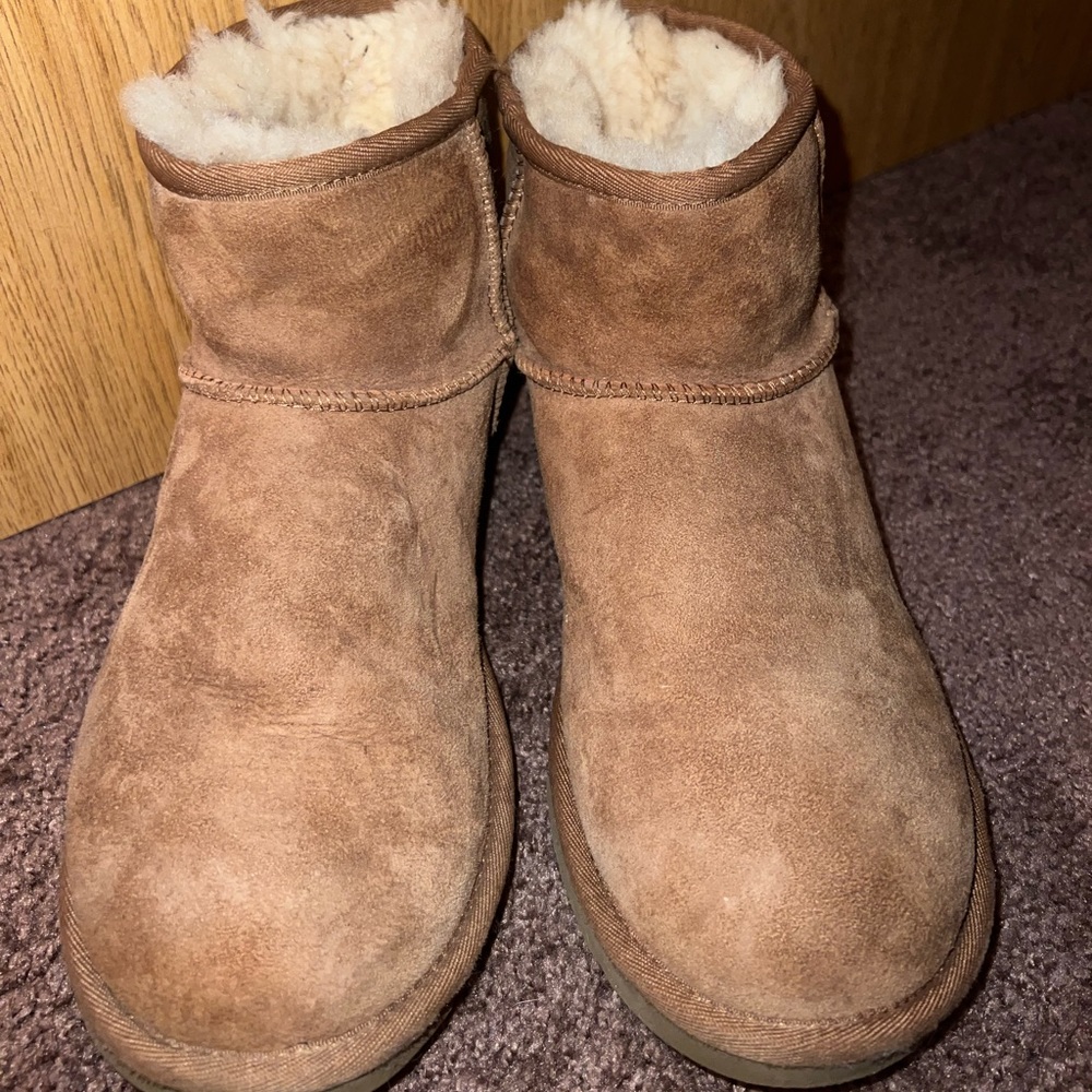 Ugg mini boots